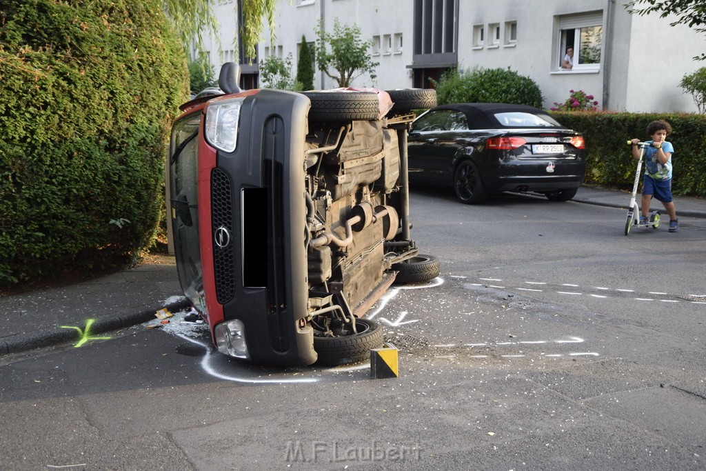 VU Koeln Porz Gremberghoven Auf dem Streitacker Breidenbachstr P16.JPG - Miklos Laubert